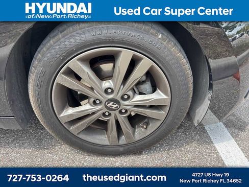 Used 2018 Hyundai Elantra SEL FWD image 5
