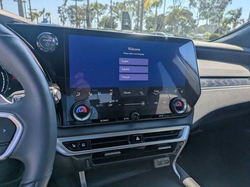 Used 2024 Lexus RX 350 w/ Convenience Package image 23