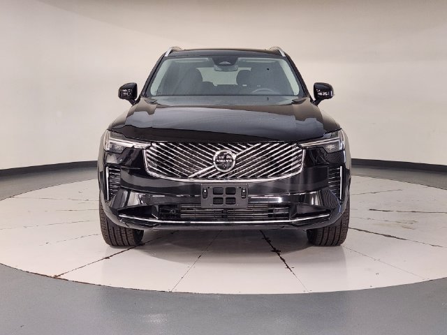 New 2026 Volvo XC90 T8 Plus w/ Protection Package Premier AWD/4WD image 9