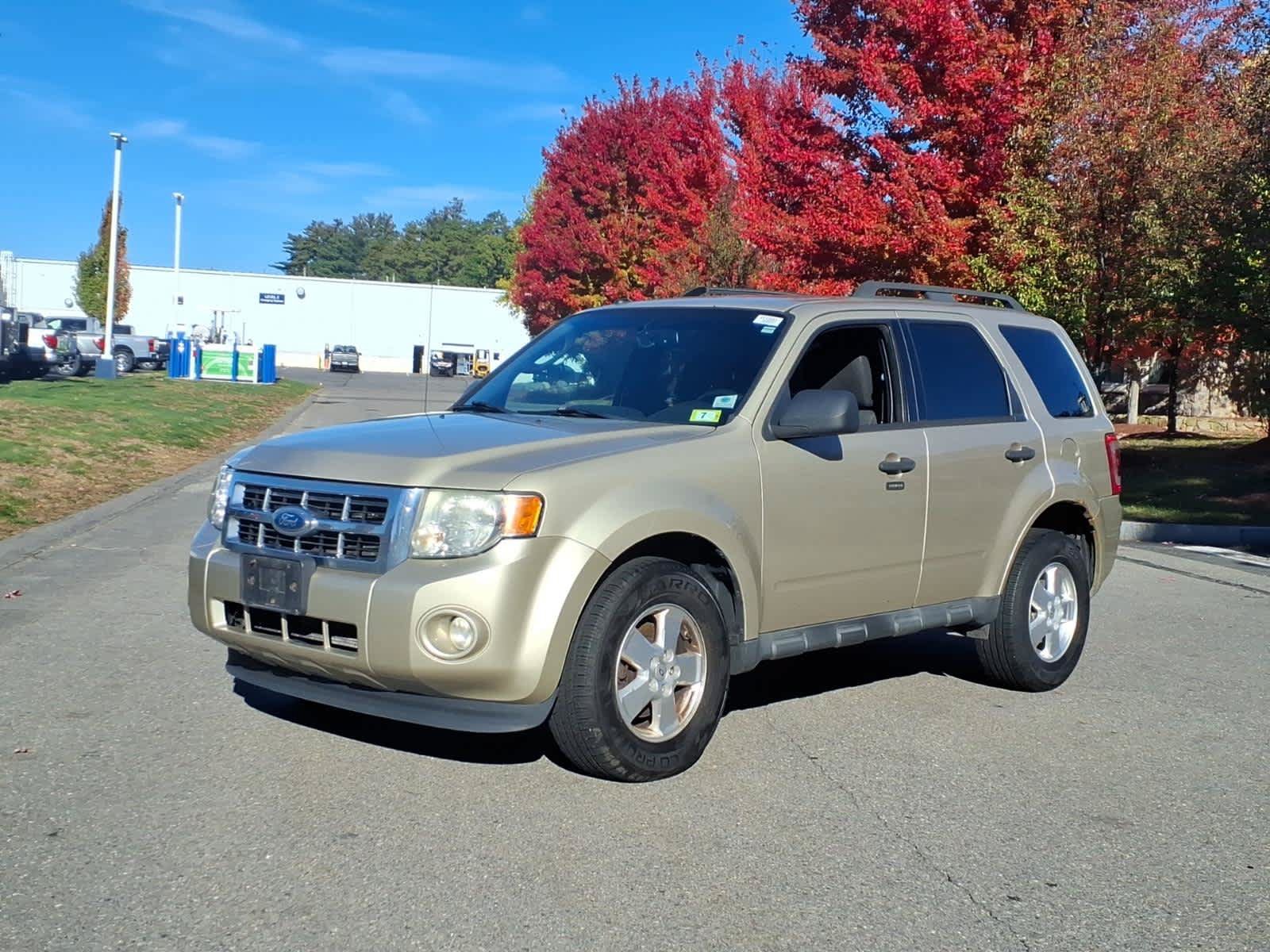 Used 2012 Ford Escape XLT FWD image 1