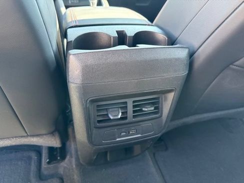 Used 2023 Chevrolet Colorado Z71 w/ Z71 Convenience Package 2 AWD/4WD image 17