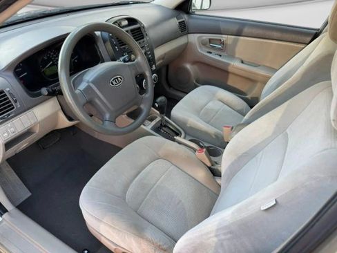 Used 2008 Kia Spectra EX FWD image 13