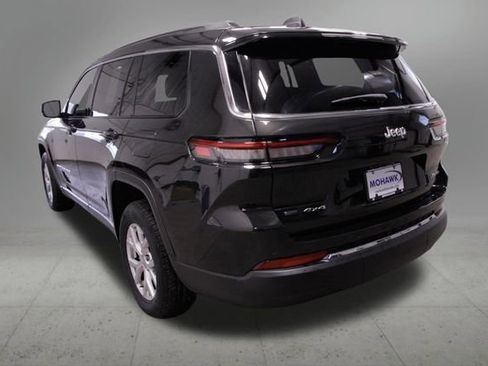 Used 2022 Jeep Grand Cherokee L Limited image 3