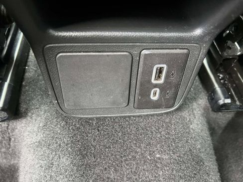 Used 2022 Buick Encore GX Select w/ Experience Buick Package AWD/4WD image 13