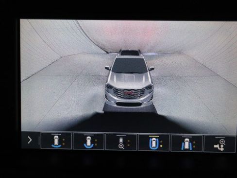 Used 2020 GMC Terrain Denali w/ GMC Pro Grade Package AWD/4WD image 17
