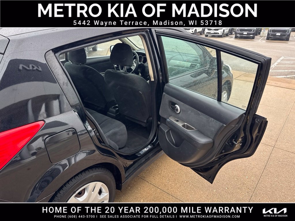 Used 2011 Nissan Versa 1.8 S w/ Plus Pkg FWD image 32