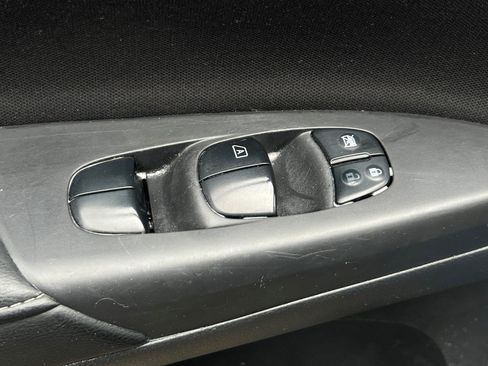 Used 2019 Nissan Sentra S image 15