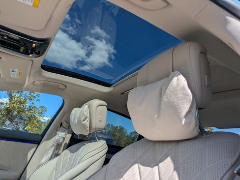 New 2026 Mercedes-Benz S 580e 4MATIC Sedan image 4