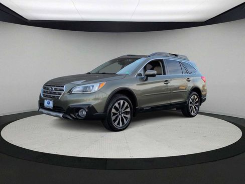 Used 2017 Subaru Outback 3.6R Limited image 4