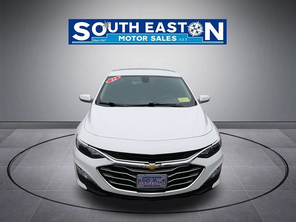 Used 2022 Chevrolet Malibu LT FWD image 3
