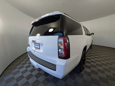 Used 2020 GMC Yukon XL SLT AWD/4WD image 3