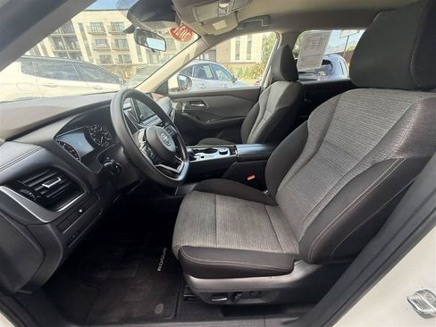 Used 2021 Nissan Rogue SV AWD/4WD image 23