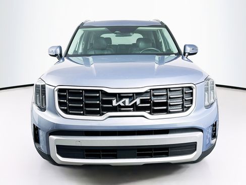 Used 2025 Kia Telluride S AWD/4WD image 2