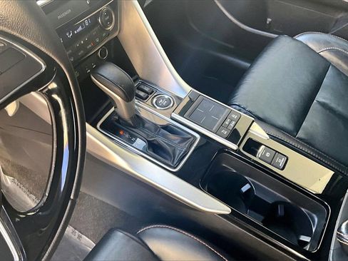 Used 2018 Mitsubishi Eclipse Cross AWD image 18