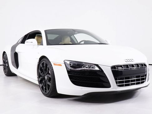 Used 2011 Audi R8 V10 AWD/4WD image 17