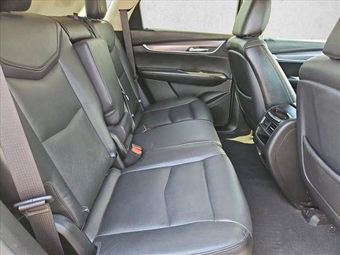 Used 2018 Cadillac XT5 Premium Luxury FWD image 27