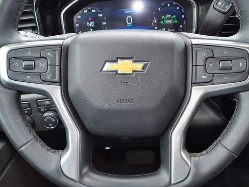 Used 2024 Chevrolet Silverado 1500 LT AWD/4WD image 28