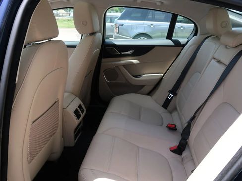 Used 2020 Jaguar XE S image 19