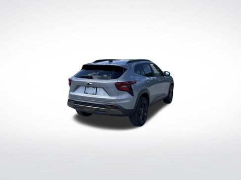 Used 2024 Chevrolet Trax ACTIV w/ Driver Confidence Package FWD image 5
