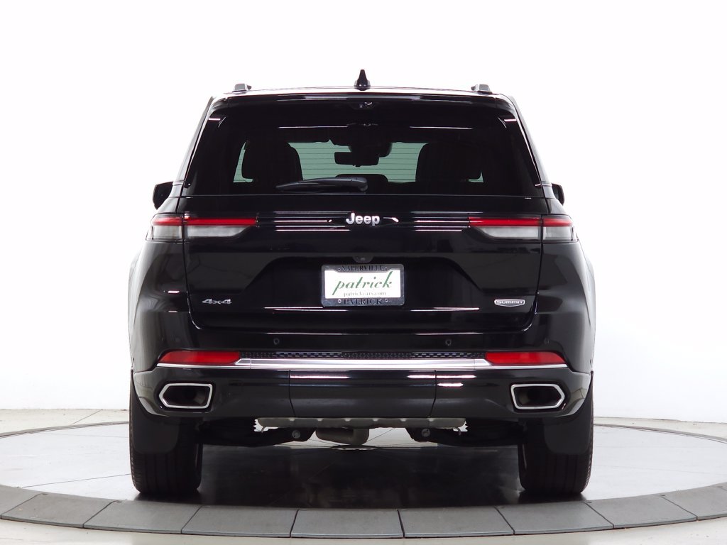 Used 2022 Jeep Grand Cherokee Summit w/ Adv Protech Group IV AWD/4WD image 4