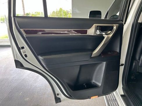 Used 2018 Lexus GX 460 Premium w/ Premium Package AWD/4WD image 21