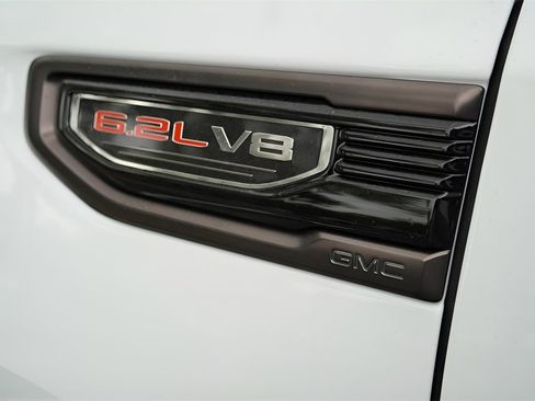 New 2026 GMC Sierra 1500 AT4X image 10