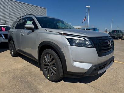 New 2025 Nissan Pathfinder SL