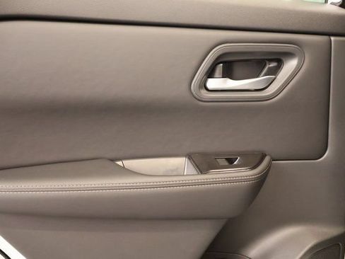 New 2026 Nissan Rogue SV w/ Cold Weather Package AWD/4WD image 27