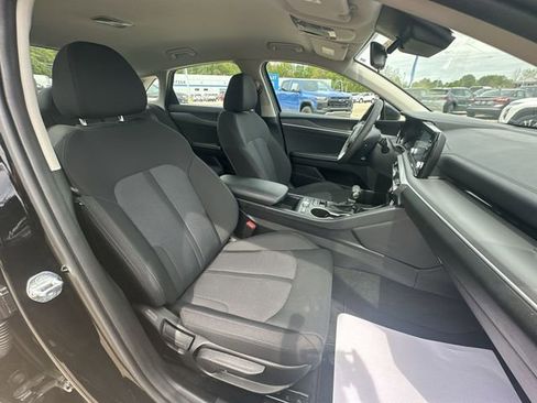 Used 2023 Kia K5 LXS FWD image 30