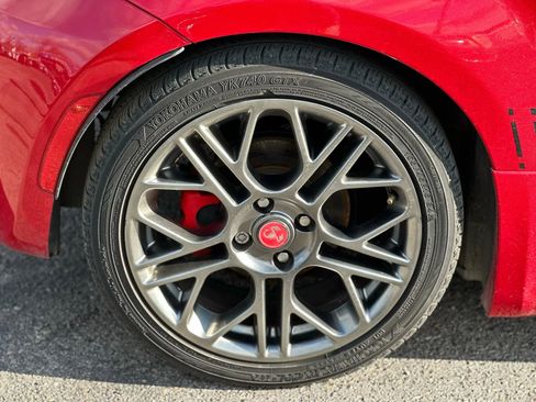 Used 2017 FIAT 500 Abarth image 21