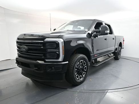 Used 2026 Ford F250 Platinum AWD/4WD image 3