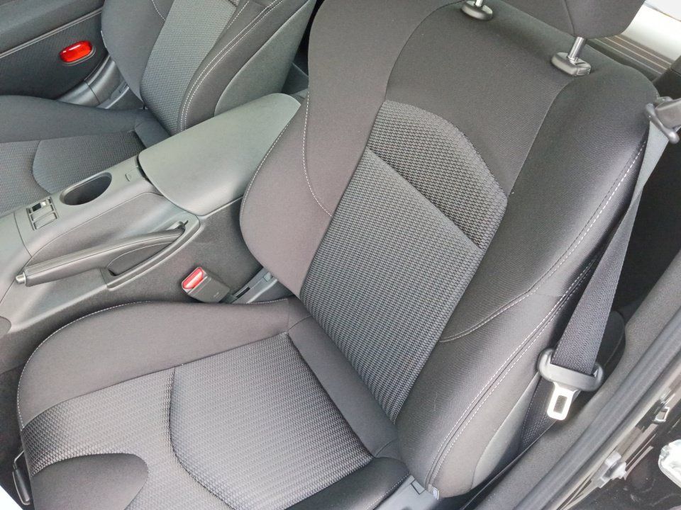 New 2026 Nissan Z Sport w/ Floor Mat Package RWD image 9