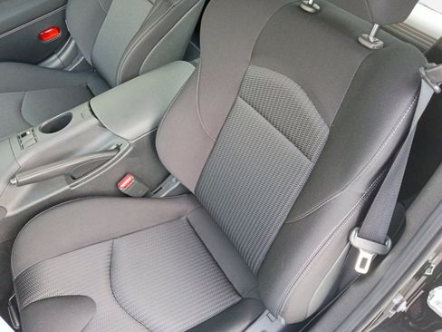 New 2026 Nissan Z Sport w/ Floor Mat Package RWD image 9