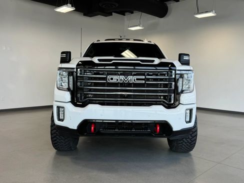 Used 2023 GMC Sierra 3500 AT4 w/ AT4 Preferred Package AWD/4WD image 2