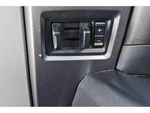 Used 2019 Ford F150 XLT w/ Equipment Group 302A Luxury AWD/4WD image 29