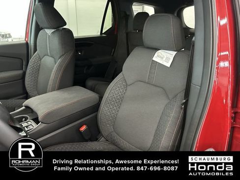 Used 2026 Honda Pilot Sport image 17