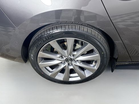 Used 2021 MAZDA MAZDA3 s image 33