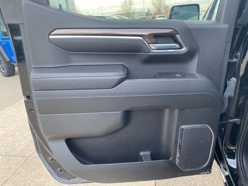 Used 2022 Chevrolet Silverado 1500 LT image 20