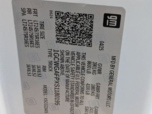 New 2025 Chevrolet Express 2500 w/ Driver Convenience Package image 28