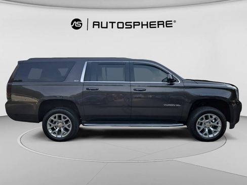 Used 2016 GMC Yukon XL SLT w/ HD Trailering Package AWD/4WD image 10