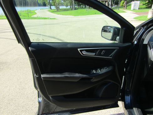 Certified 2023 Ford Edge SEL w/ Convenience Package image 13