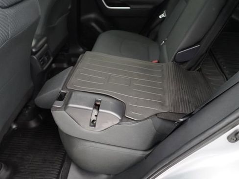 Used 2022 Toyota RAV4 LE image 47