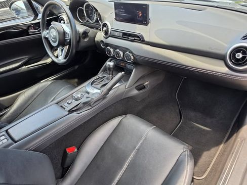 Certified 2025 MAZDA MX-5 Miata RF Grand Touring RWD image 9