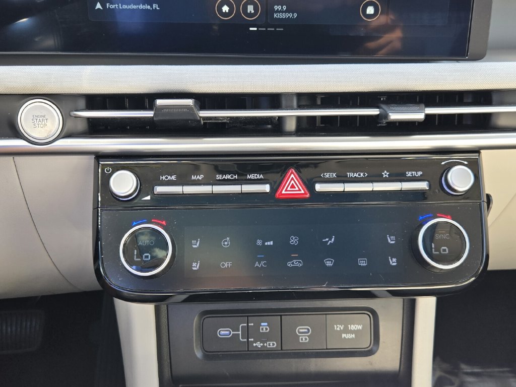 Certified 2025 Hyundai Tucson Limited AWD/4WD image 20