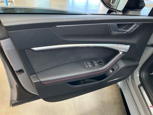 Used 2022 Audi RS 7 Sportback AWD/4WD image 7