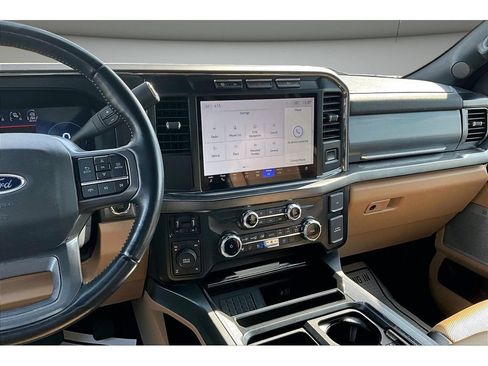 Used 2023 Ford F250 Lariat w/ Chrome Package AWD/4WD image 8