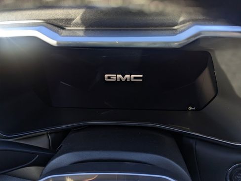New 2026 GMC Canyon Elevation image 2