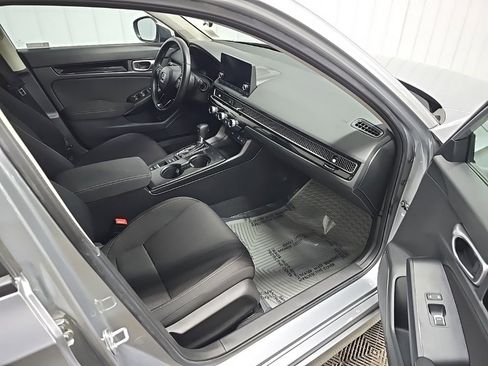 Used 2023 Honda Civic EX image 16