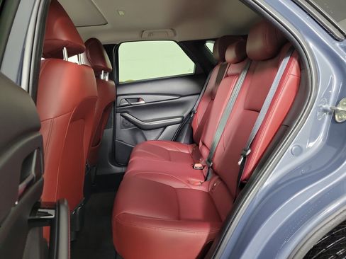 Certified 2025 MAZDA CX-30 AWD 2.5 S w/ Preferred Package image 12