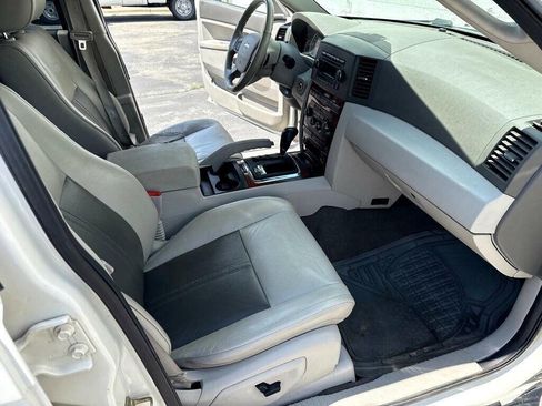 Used 2005 Jeep Grand Cherokee Limited image 15